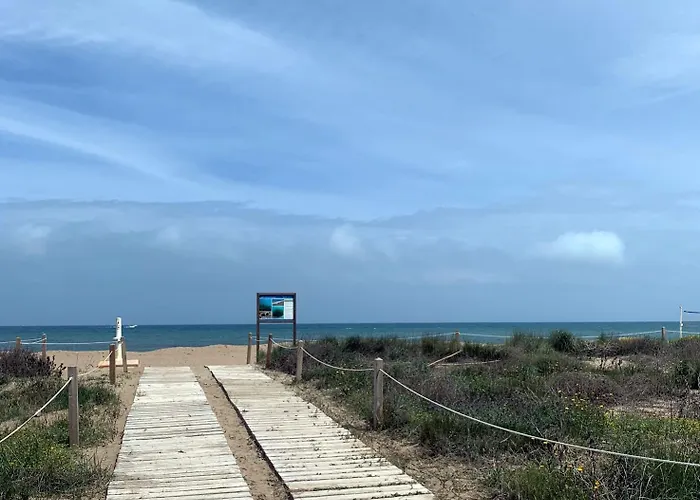 Encantador En Primera Linea. דירה *